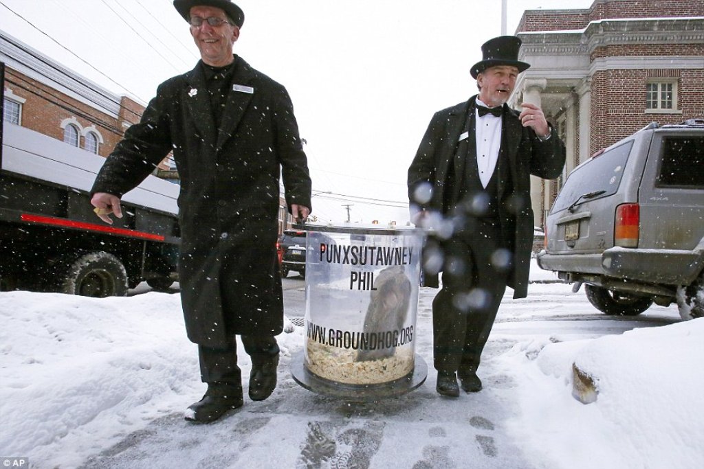Punxsutawney Phil is accompanied to Gobbler\'s Knob by two assistants. After gaining fame, he moved to a more urban area to go to the movies more often and only visits Gobbler\'s Knob occasionally.