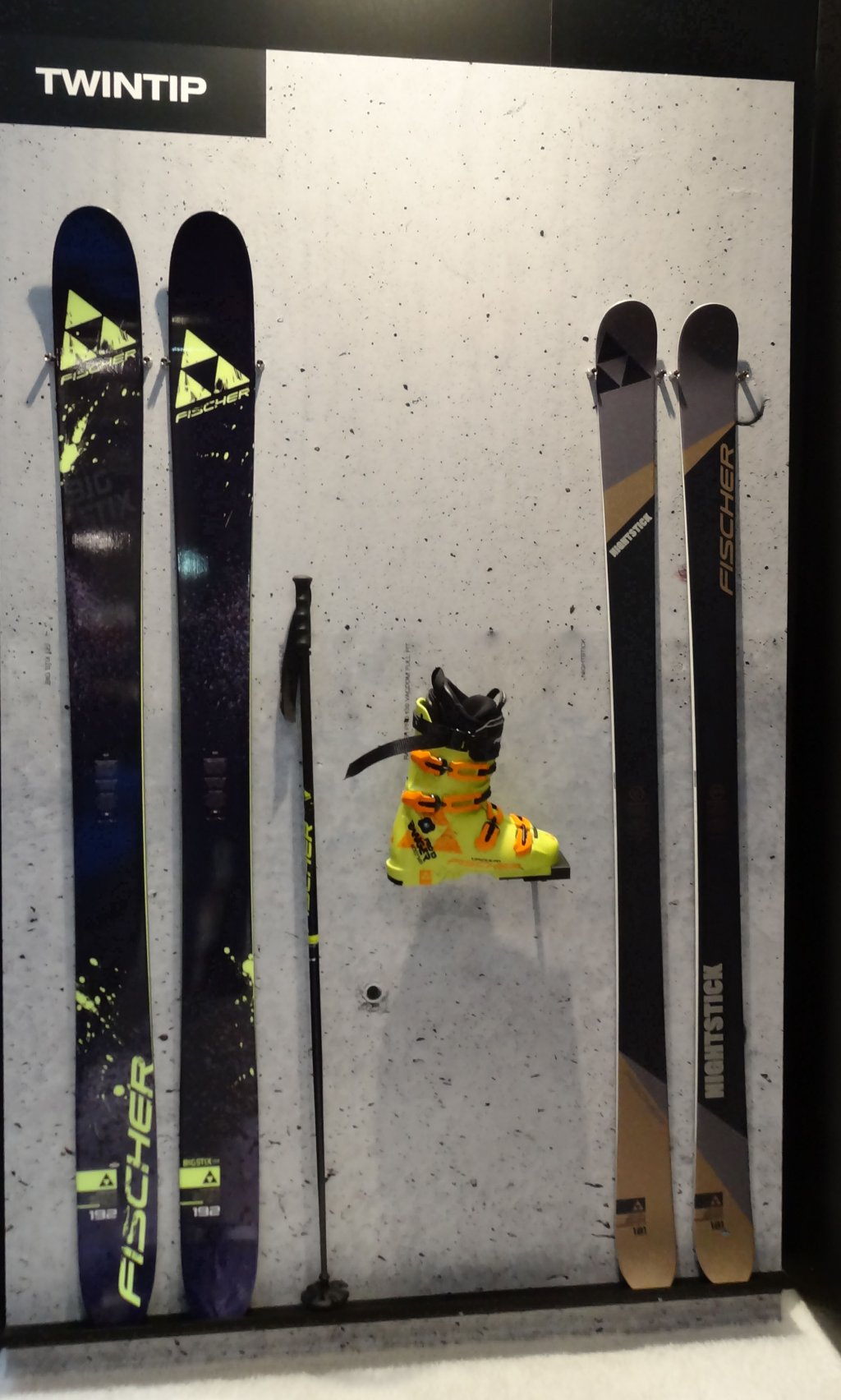 What is striking about the traditional ski manufacturers is that the freestyle segment is covered by two or three skis, with the lightweight freetourers covering everything in between
