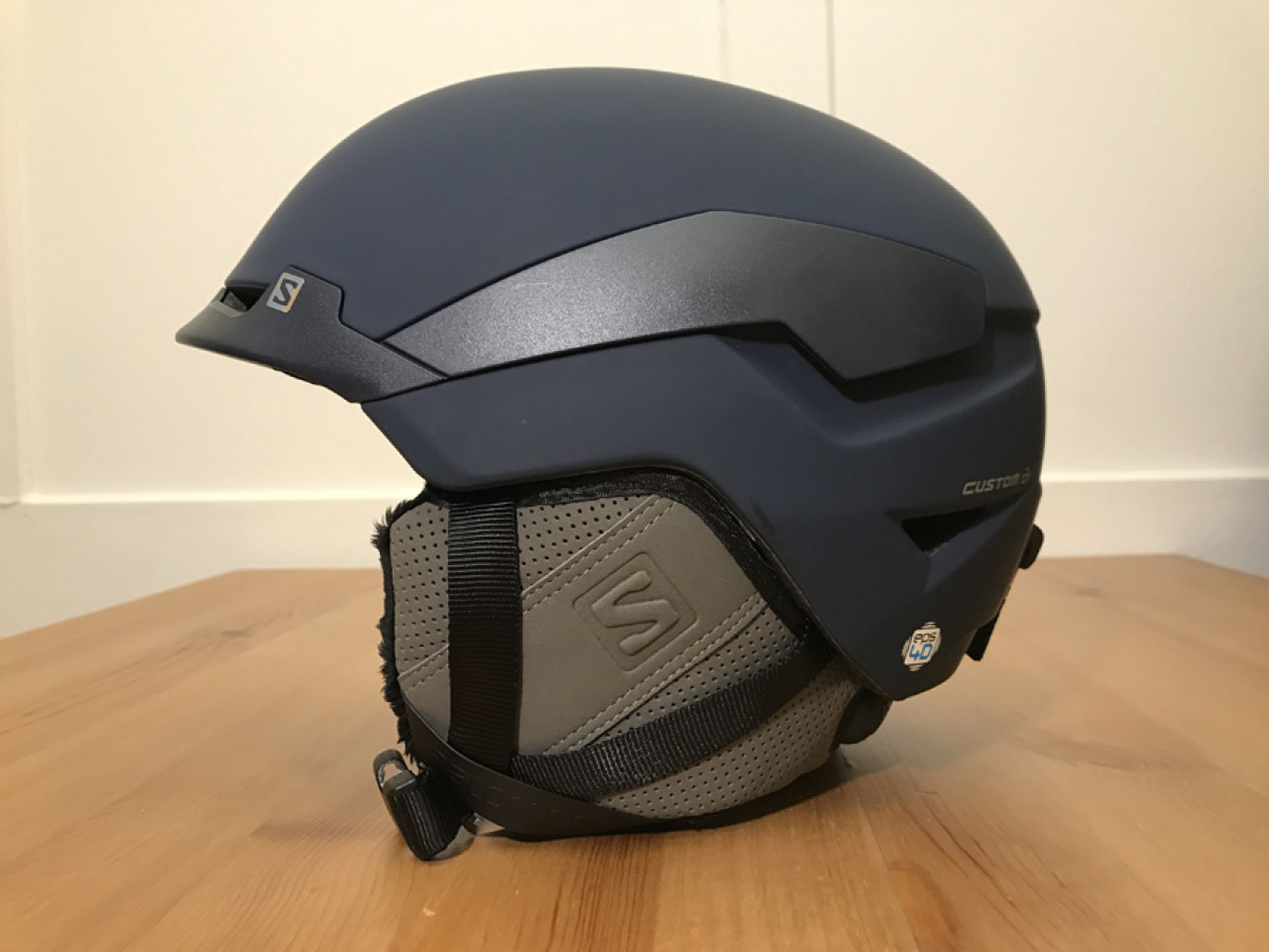 salomon air pump ski helmet Icon Custom (White Matt, X-Small Developed as part of the innovative Arcane Prime MIPS Series Salomon Pioneer Custom Air MIPS