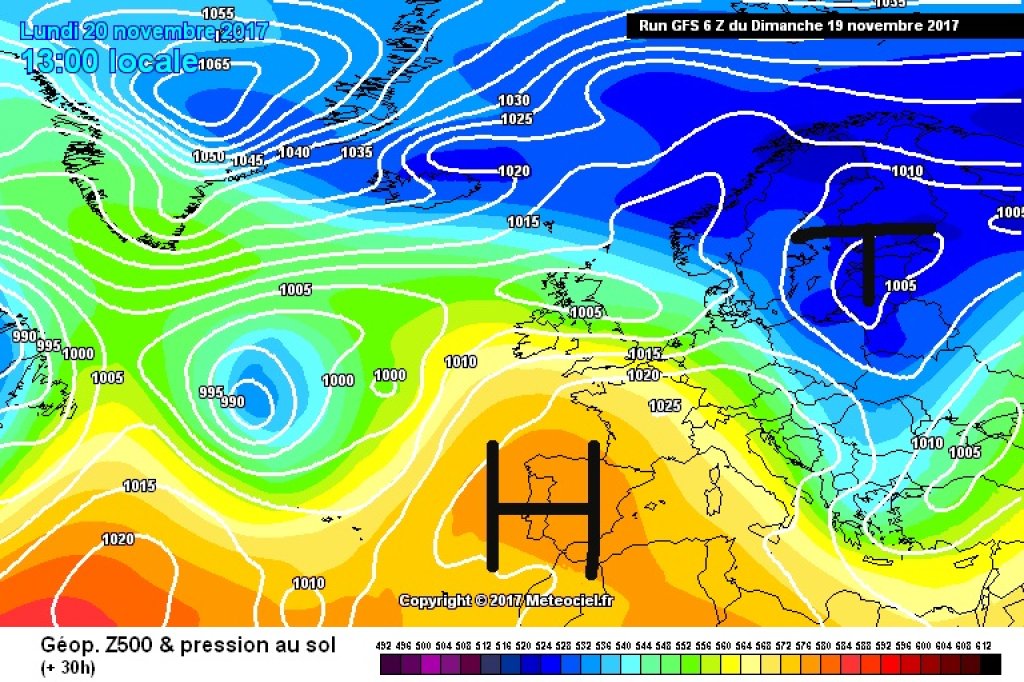 500hPa geopotential, Monday 20.11.17. The low pressure influence still dominates.