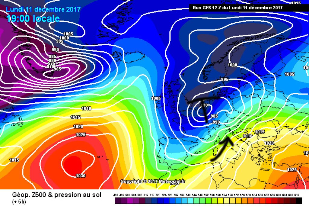 500hPa geopotential from last Monday. Low Ana/Yves is causing southerly congestion and foehn winds.