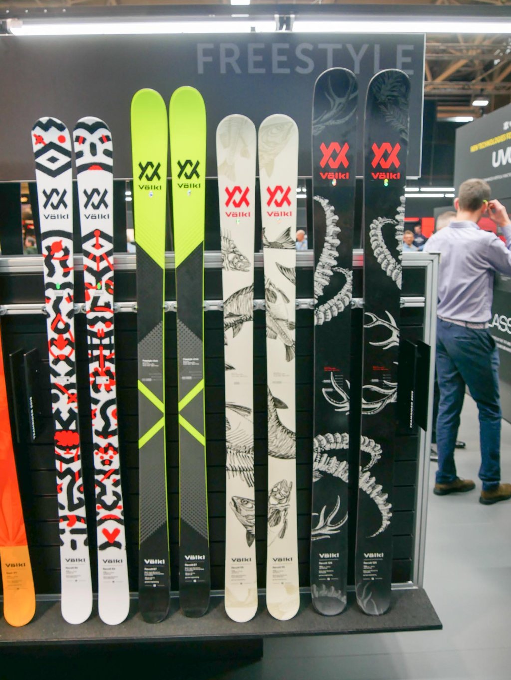 Freestyle skis unchanged except for the design