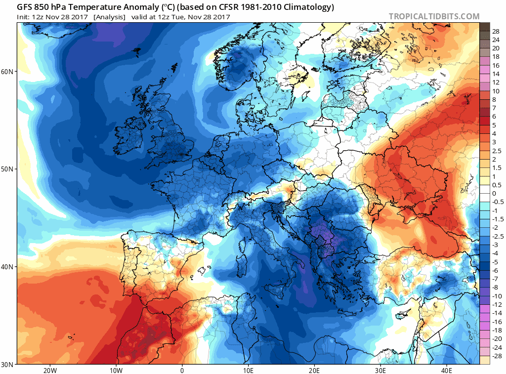 Animation (click) of the temperature anomaly (2m) over the next few days. The cold air is making its way into the Mediterranean region.